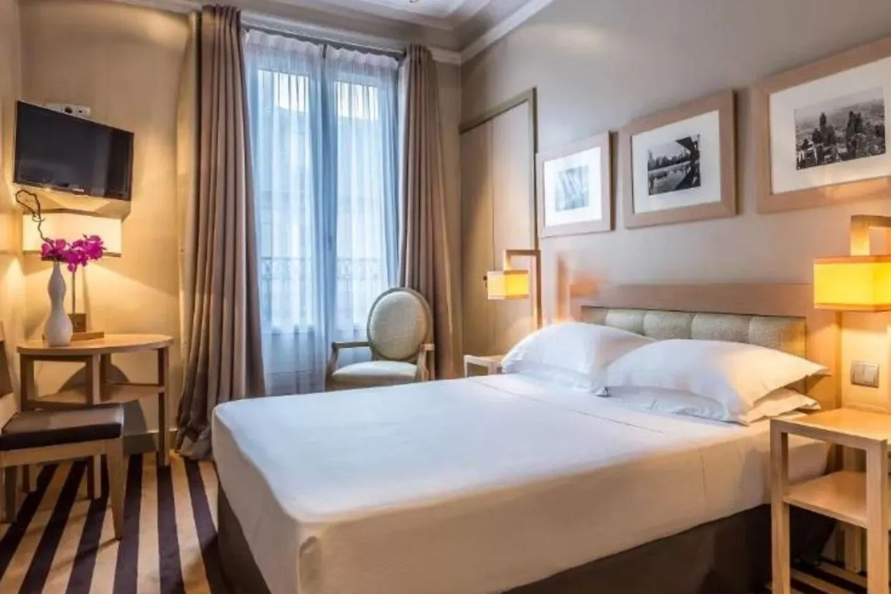 Ξενοδοχείο Duret Champs Elysees 4*