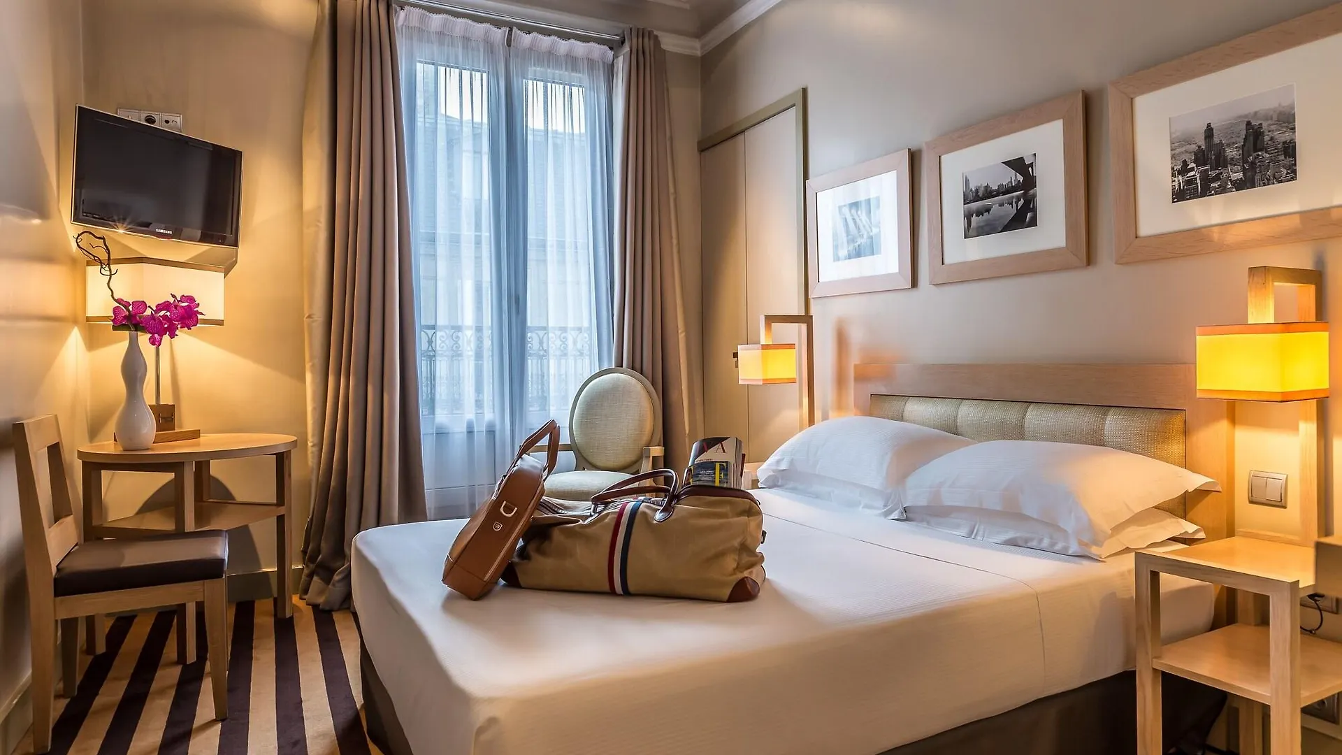 Hotel Duret Champs Elysees 4*